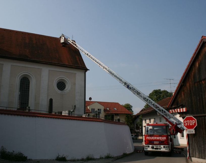 2015-08-11 Montage Kirchenbeleuchtung